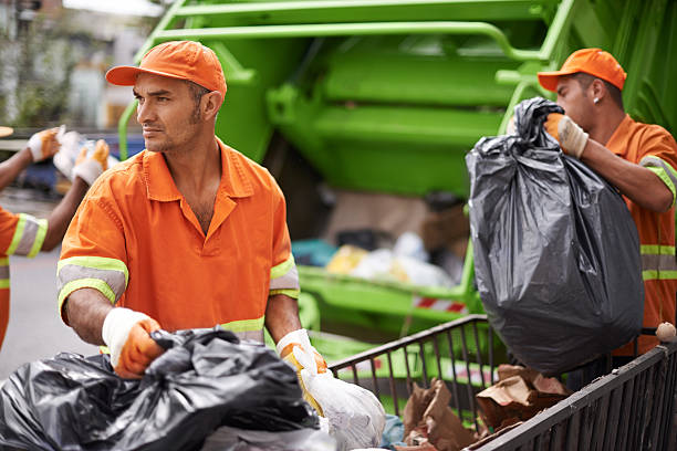 Best Construction Debris Removal  in Hernando, MS