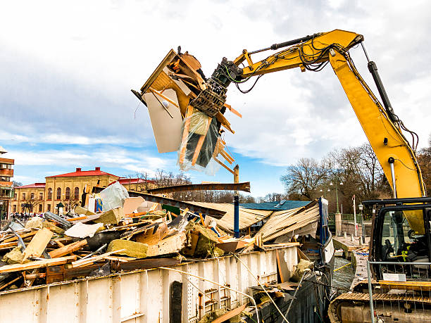 Best Yard Waste Removal  in Hernando, MS